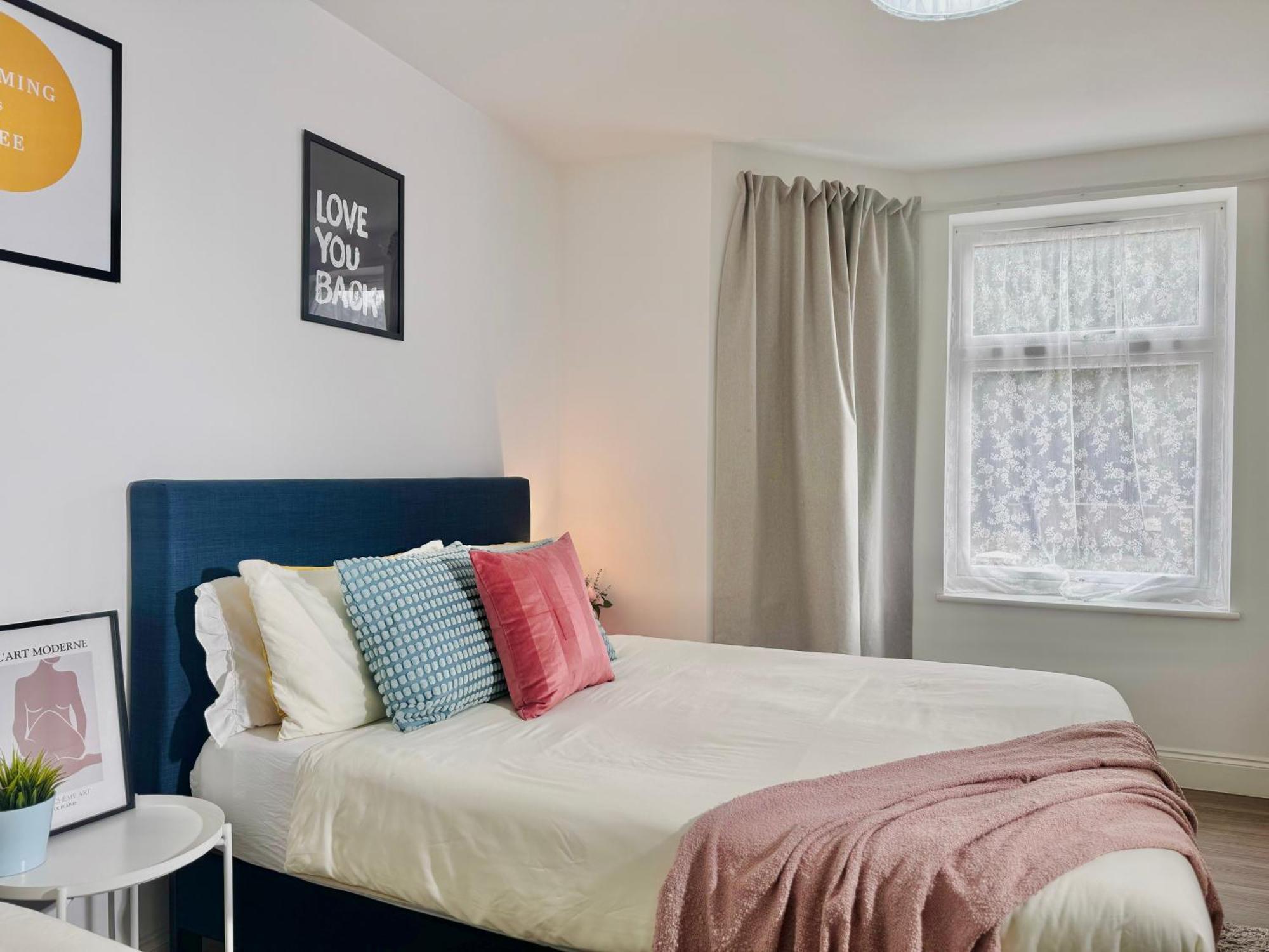 Cosy 1-Bed Flat 30Min To Central London & Parking Dış mekan fotoğraf