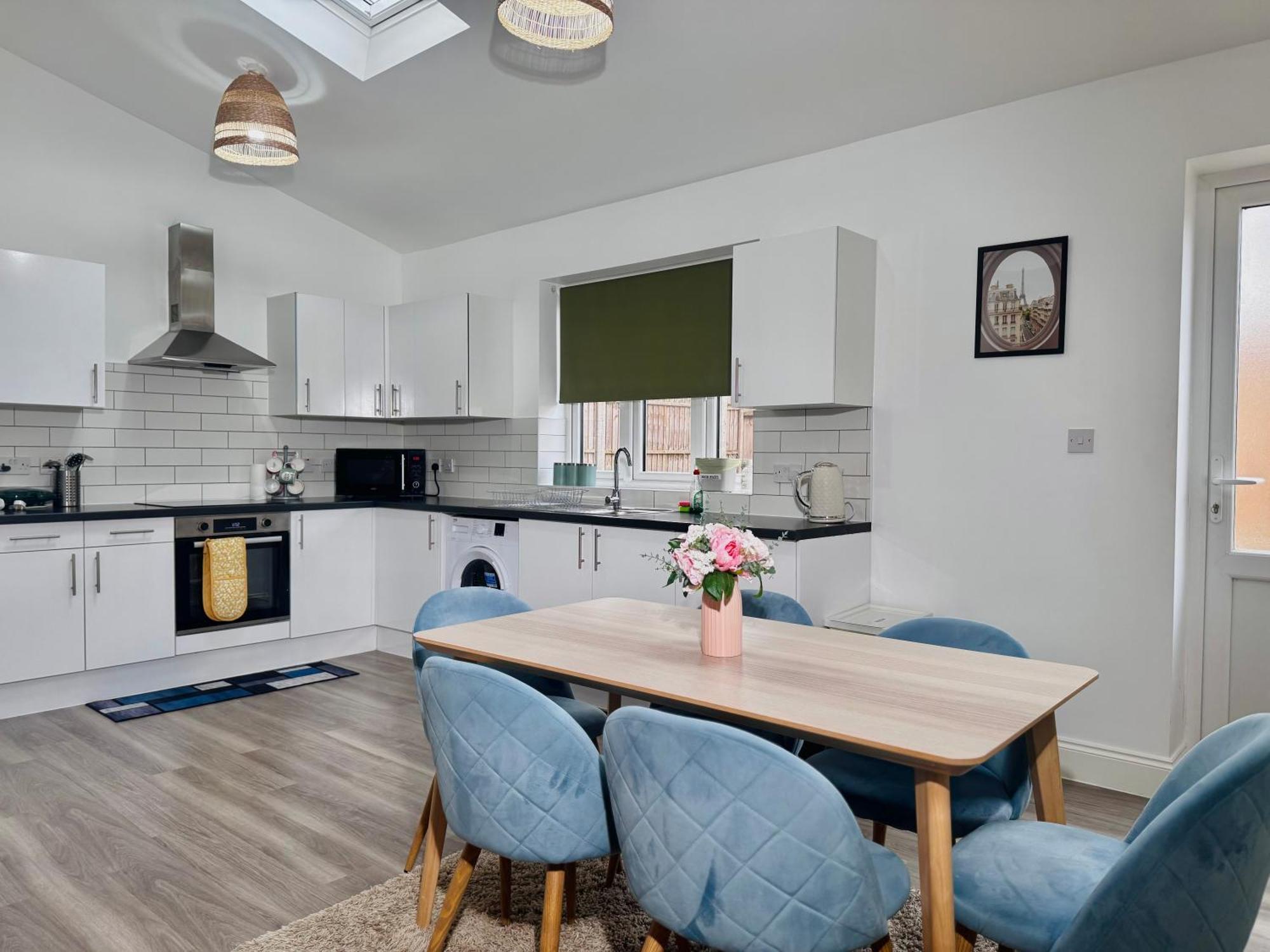 Cosy 1-Bed Flat 30Min To Central London & Parking Dış mekan fotoğraf