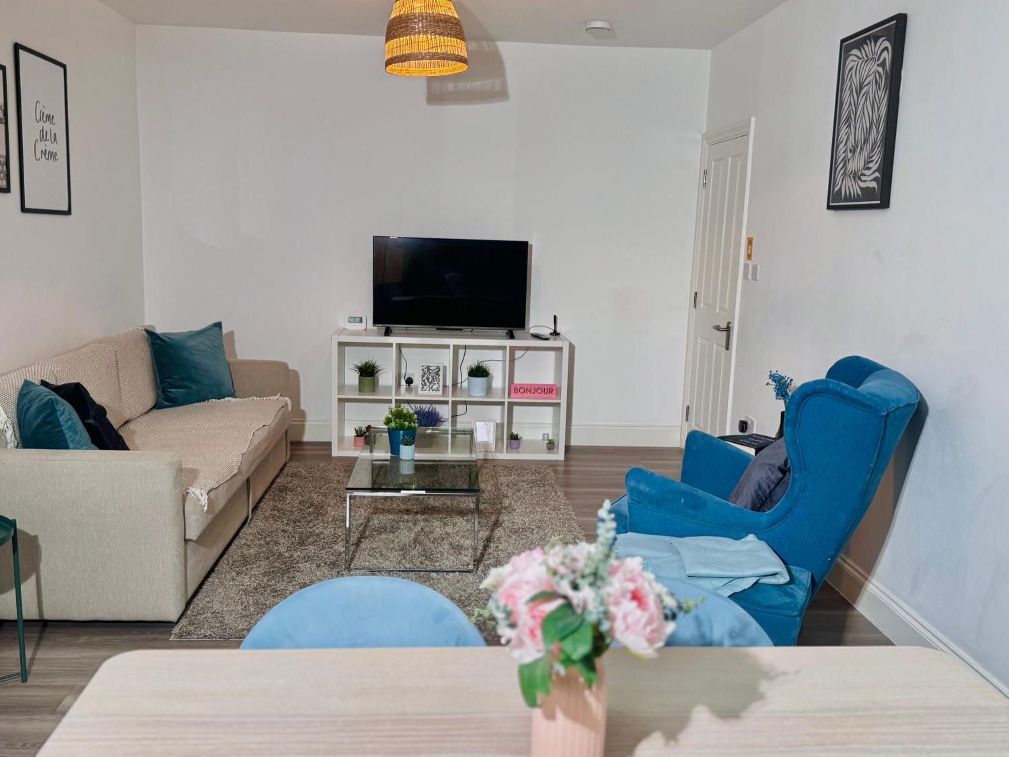 Cosy 1-Bed Flat 30Min To Central London & Parking Dış mekan fotoğraf
